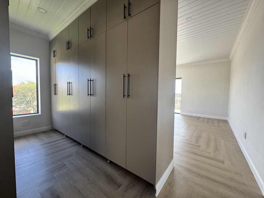 4 Bedroom Property for Sale in Wilkoppies North West